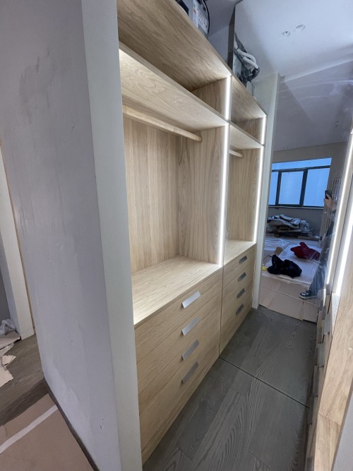 Гардеробная из шпона